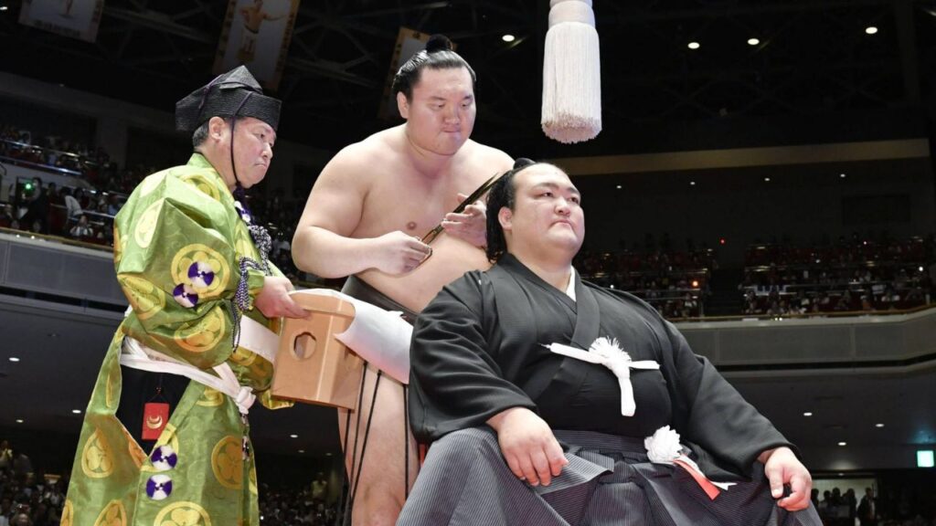 Sumo: Record-Setting Champion Hakuho Emotional In Retirement Ceremony